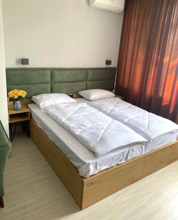 Апарт-Отель Nine Rooms Yerevan Exterior photo